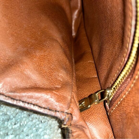 Louis Vuitton Brown Monogram Crossbody Bag with Saddle Shape - Picture 9 of 9